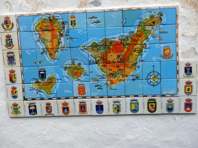 kanary-garachico-tenerife-0471y-mapa-dlazdicky
